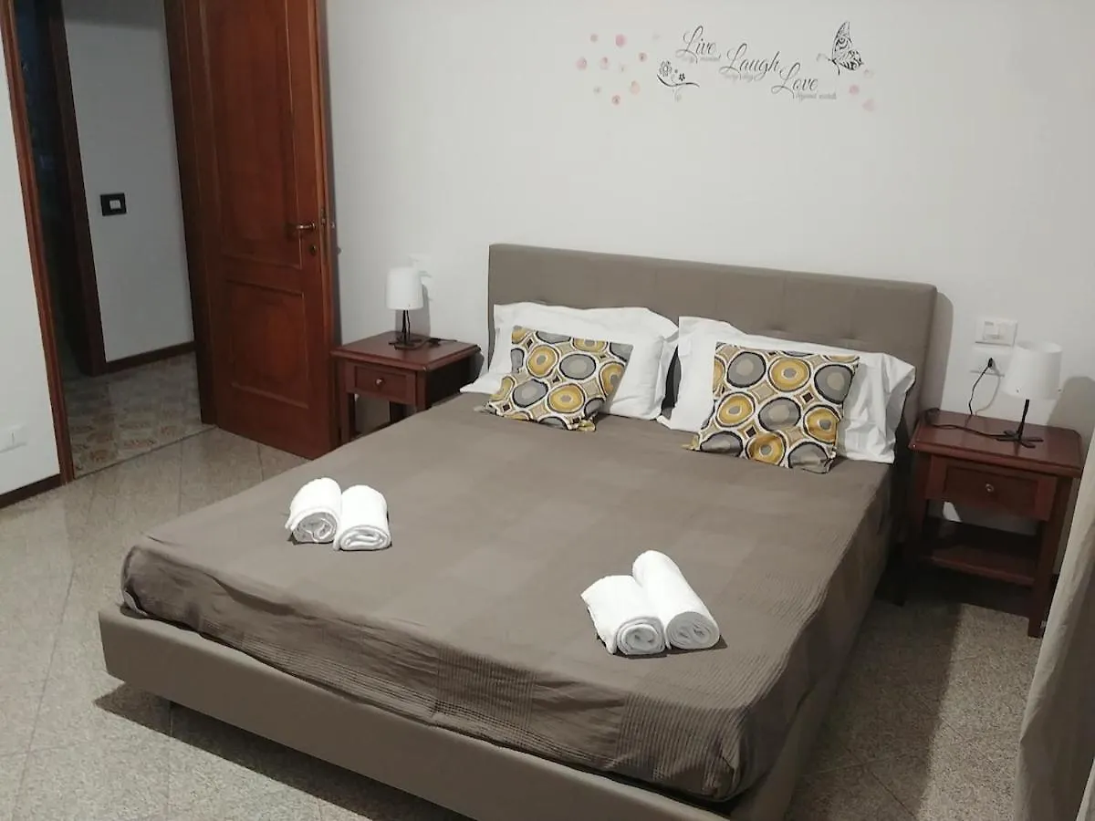 بيت للعطل فيلا A Casa Di Gino ديسينسانو ديل غاردا